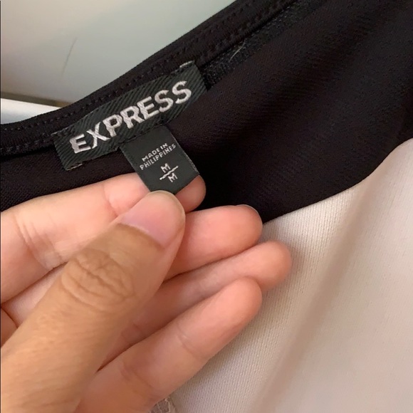 2/$25: Express color block lace tank top - Picture 3 of 4